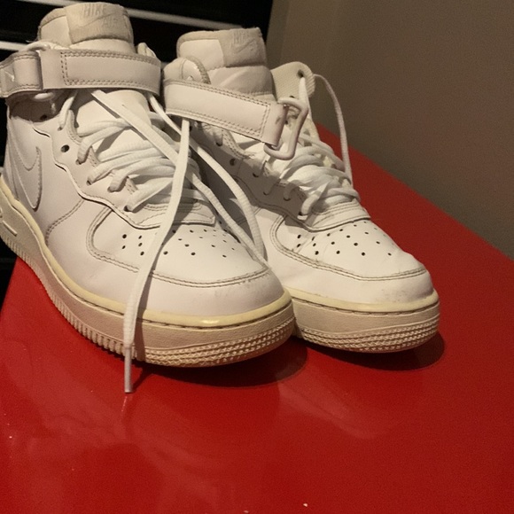 Mid Air Force ones mint - Picture 2 of 4